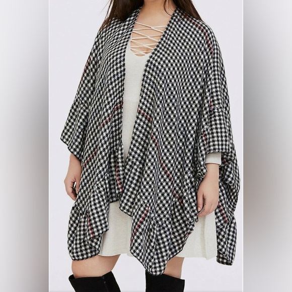 Torrid Gingham Stripe Ruffle Ruana Black Red OS - Picture 4 of 8
